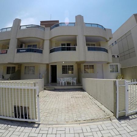 A155 Duplex 2 Quartos Bombas Bombinhas Bagian luar foto
