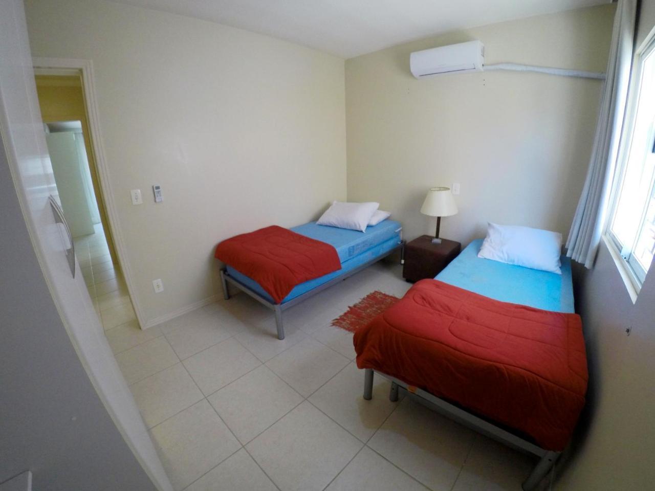 A155 Duplex 2 Quartos Bombas Bombinhas Bagian luar foto