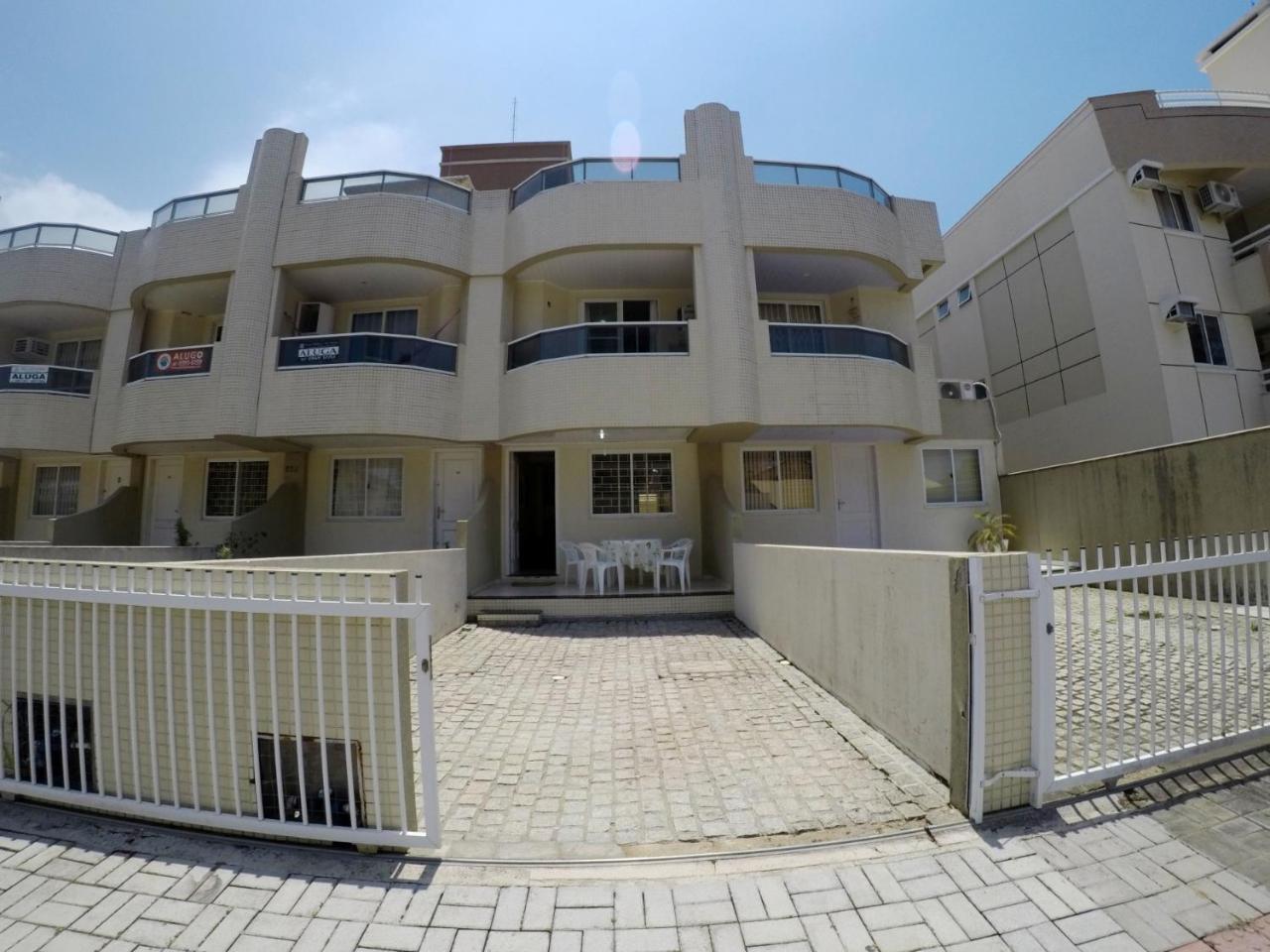 A155 Duplex 2 Quartos Bombas Bombinhas Bagian luar foto