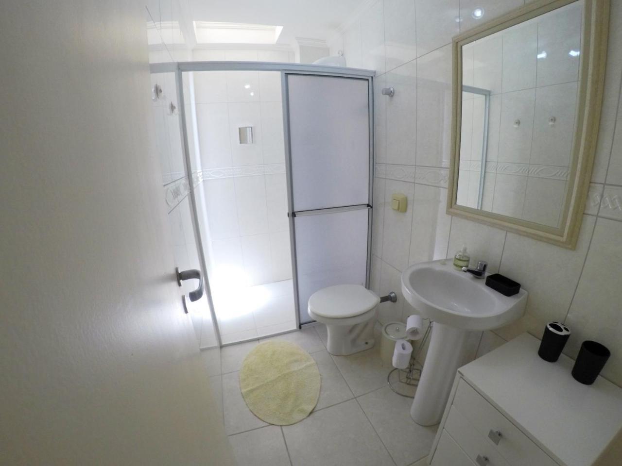 A155 Duplex 2 Quartos Bombas Bombinhas Bagian luar foto
