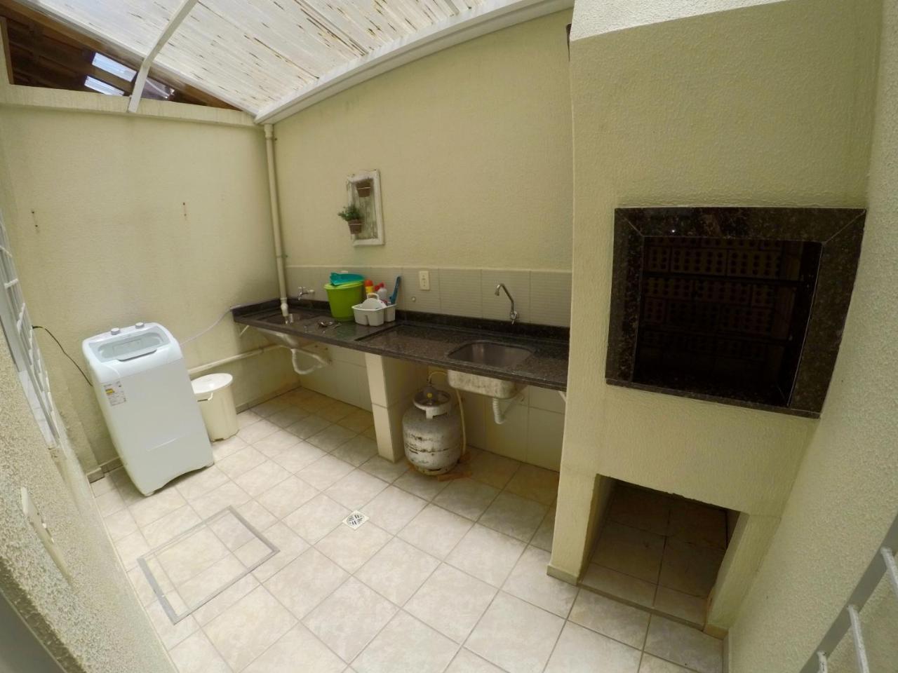 A155 Duplex 2 Quartos Bombas Bombinhas Bagian luar foto