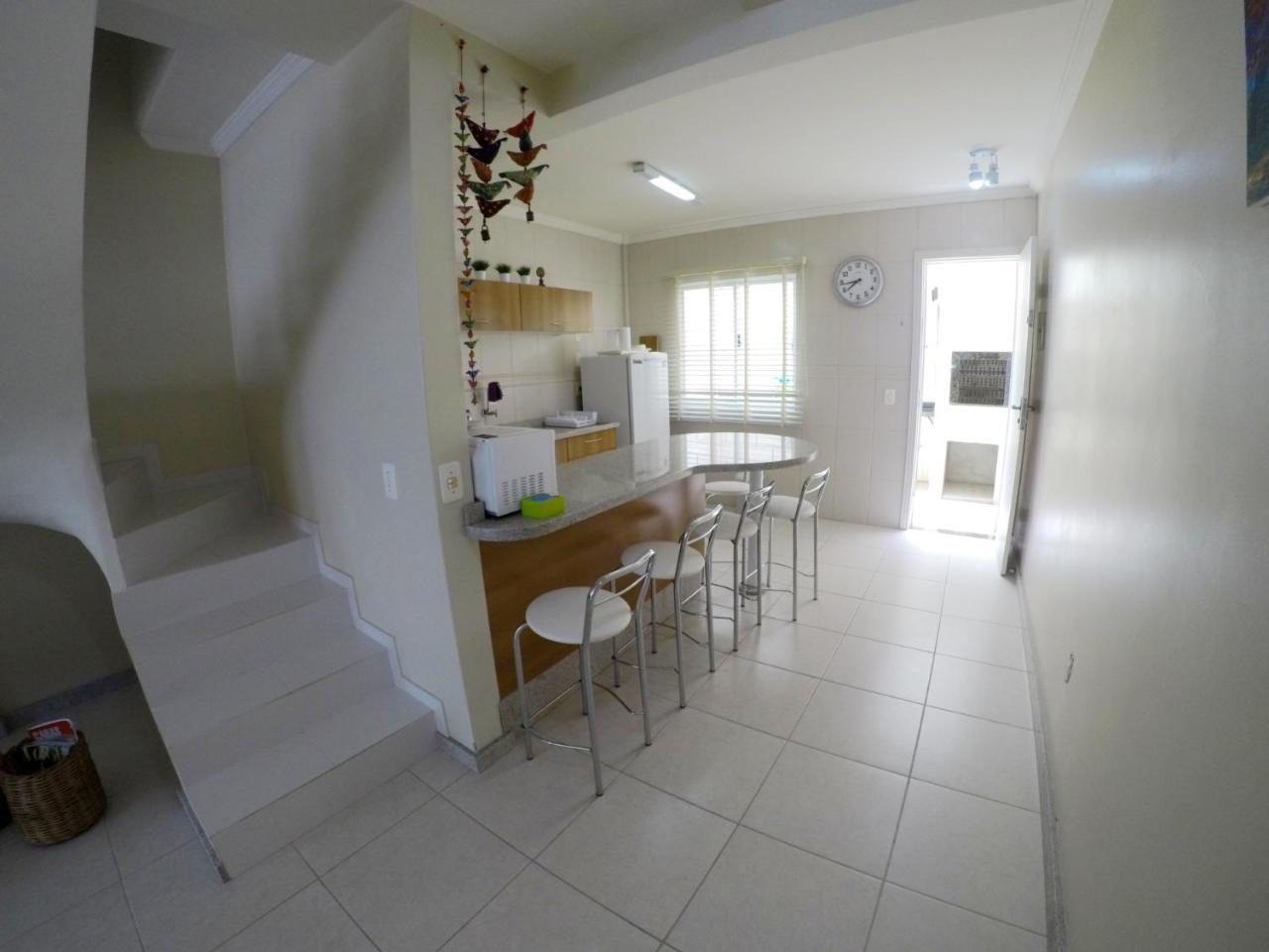 A155 Duplex 2 Quartos Bombas Bombinhas Bagian luar foto