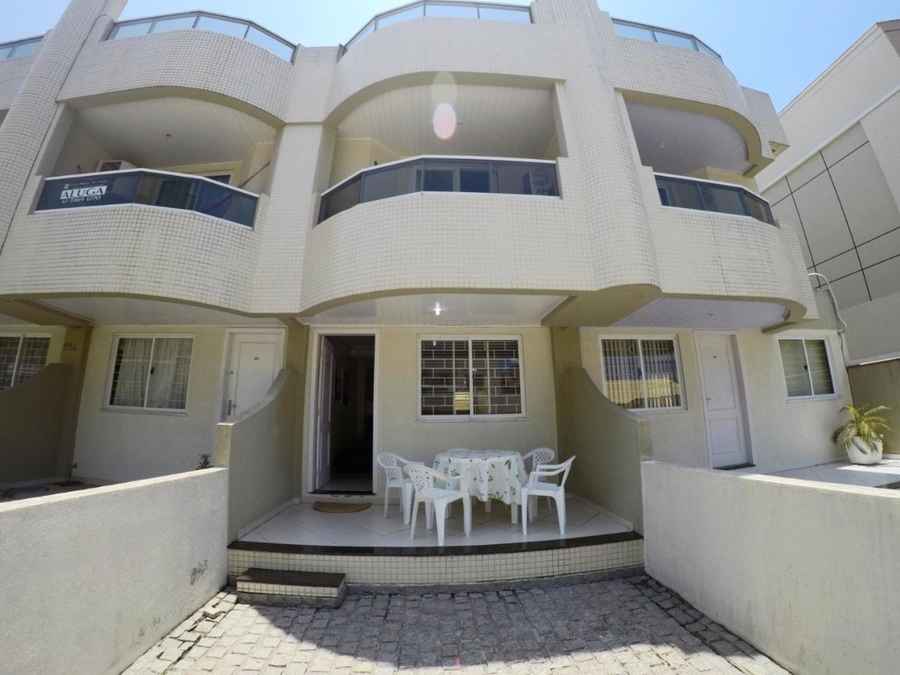 A155 Duplex 2 Quartos Bombas Bombinhas Bagian luar foto